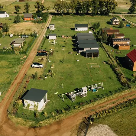 Malinowe Zacisze - żółty Сasa de vacaciones Rusinowo (Slawno)