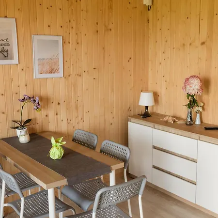 Malinowe Zacisze - Zolty Holiday home Rusinowo (Slawno)