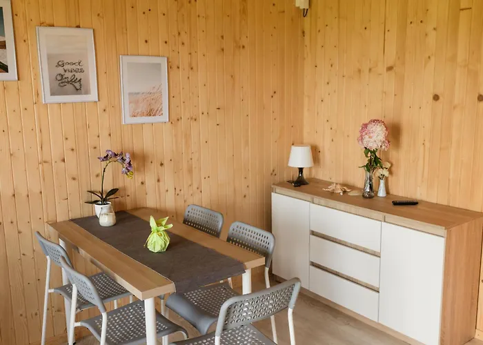 Malinowe Zacisze - Zolty Holiday home Rusinowo (Slawno)