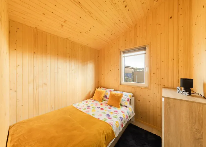 Malinowe Zacisze - Zolty Holiday home *